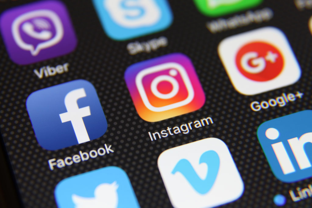 一周酒闻 | Facebook 走向无欲系？澳管局北亚总经理离职！