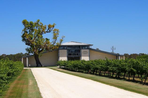 帕克酒庄Parker Coonawarra Estate