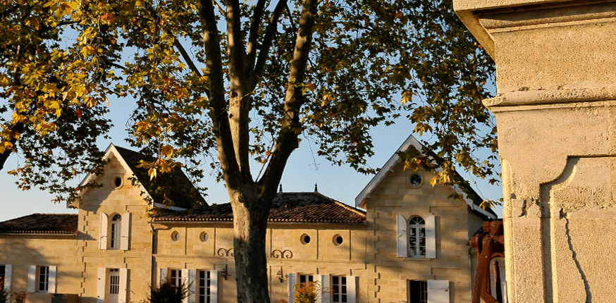 大河酒庄Chateau de la Riviere