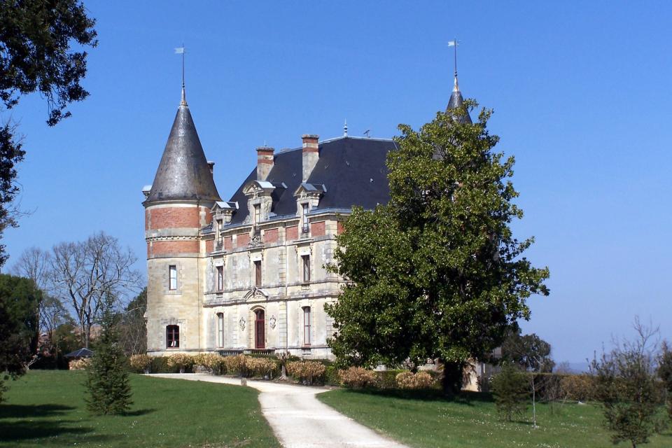 海内威农庄园Chateau de Rayne Vigneau
