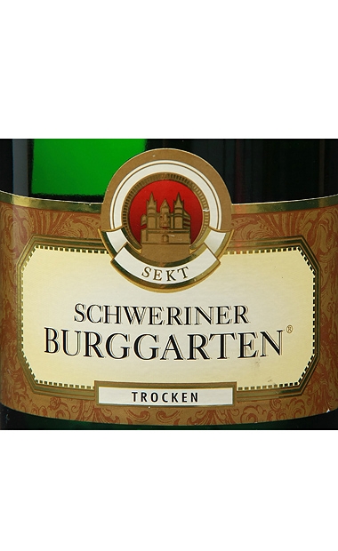 瑞格堡干起泡Schweringer Burggarten