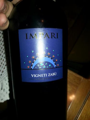 法尼丝维格内特札布因帕雷干红Farnese Vigneti Zabu Impari 