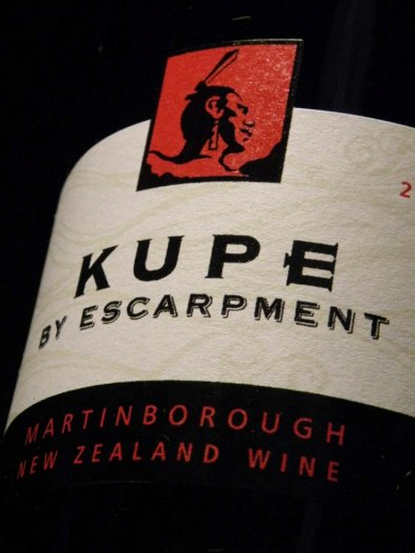 悬崖库佩黑皮诺干红Escarpment Kupe Pinot Noir