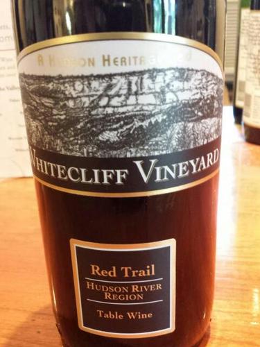 怀特克里夫红色轨迹干红Whitecliff Vineyard Red Trail Red