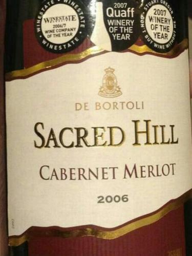 圣山赫尔斯曼赤霞珠-梅洛干红Sacred Hill Helsman Cabernet - Merlot