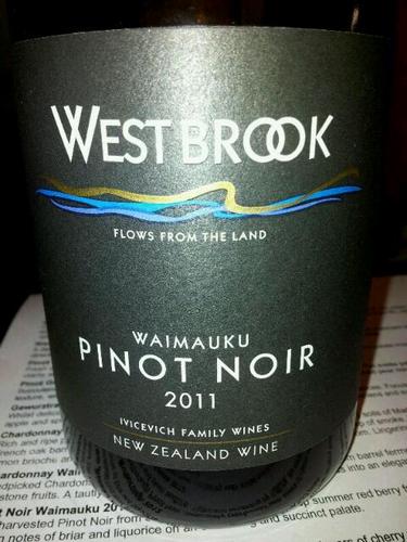 西溪外曼库黑皮诺干红West Brook Waimauku Pinot Noir