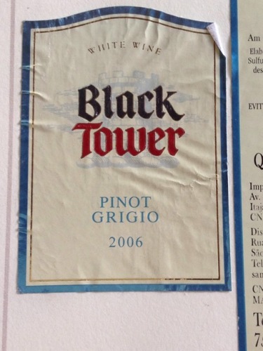 黑塔灰皮诺干白Black Tower Pinot Grigio