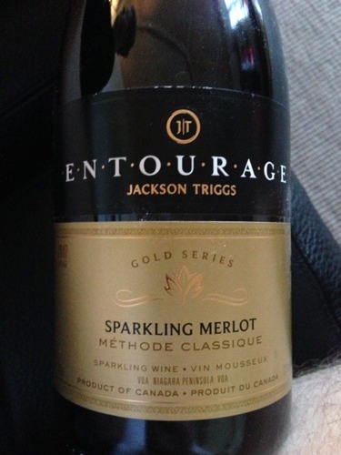 杰克逊瑞格园随从金色系列梅洛起泡酒Jackson-Triggs Entourage Gold Series Merlot Sparkling