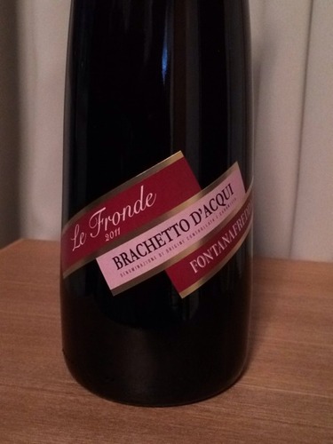 方达娜福达雅琪低醇起泡红葡萄酒Fontanafredda Brachetto D'acqui Le Fronde Rosso