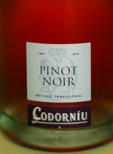 科多纽黑皮诺桃红起泡酒Codorniu Pinot Noir Brut Rose Cava