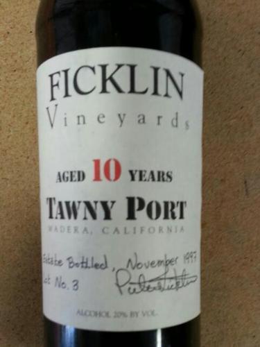 菲克林陈酿10年黄褐波特酒Ficklin Vineyards Aged 10 Year Tawny Port