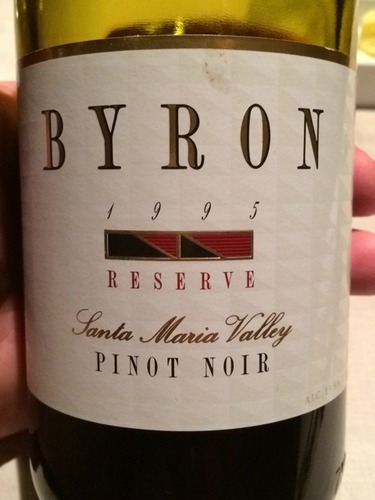 拜伦珍藏黑皮诺干红（圣玛丽亚谷）Byron Reserve Pinot Noir