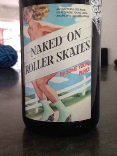 新生朋克酒庄滑溜溜干红Some Young Punks Naked On Roller Skates