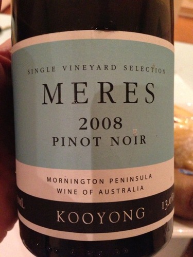 Meres Pinot Noir