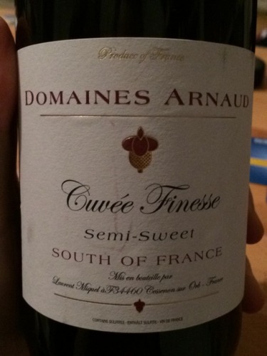 Domaines Arnaud Cuvée Finesse Semi-Sweet