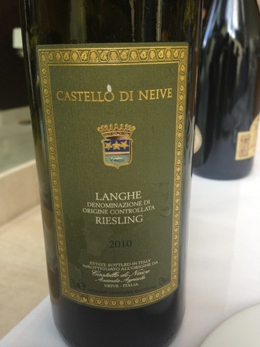 内华城堡朗格雷司令干白Castello di Neive  Langhe Riesling