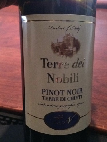 Terre Di Chieti Pinot Noir