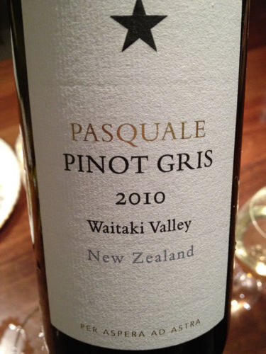 怀塔基山谷灰皮诺Waitaki Valley Pinot Gris